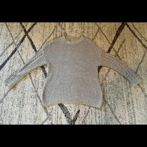American Eagle women sweater